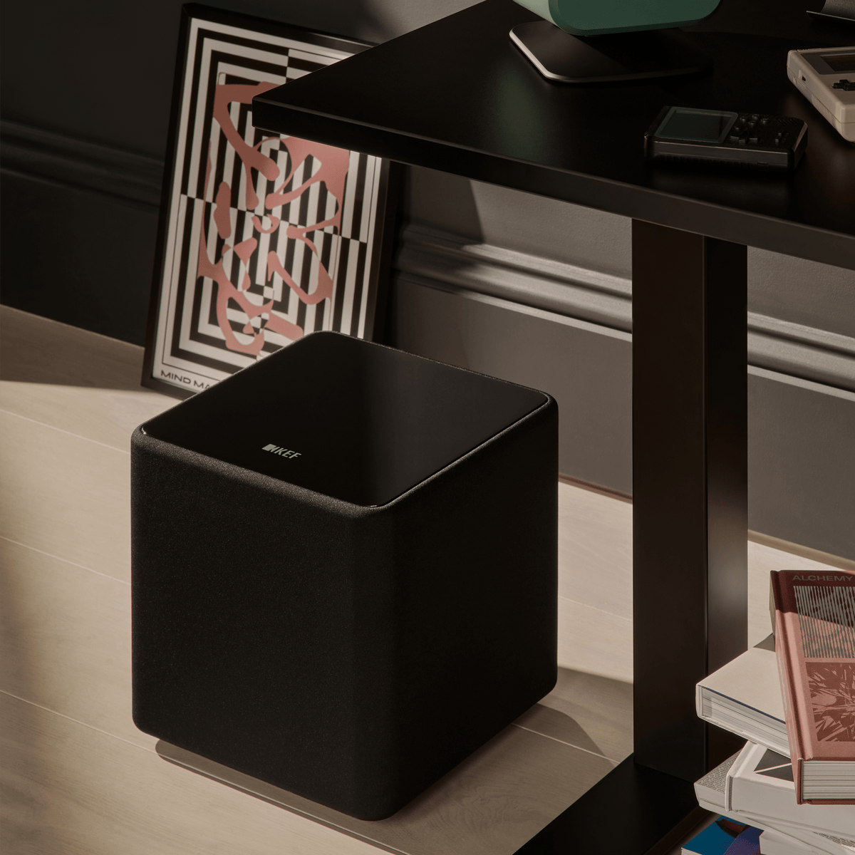 Kube 8 MIE | 超重低音揚聲器| KEF 香港